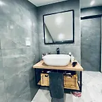 Apartma Teja-dekani *