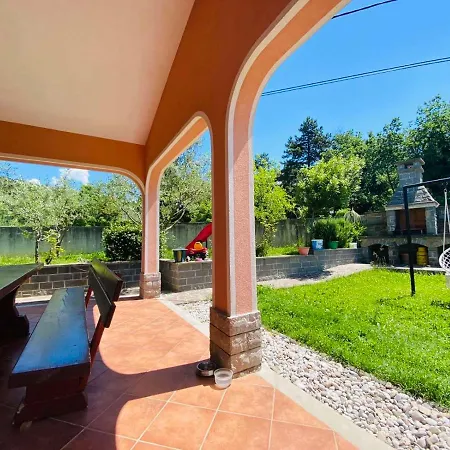 Apartma Teja-dekani